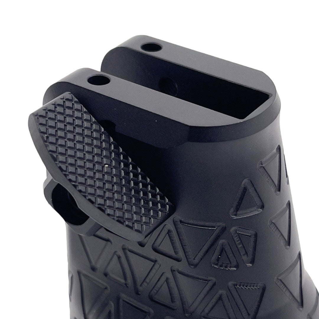 Saber Tactical AR-Style BLACK Vertical Grip